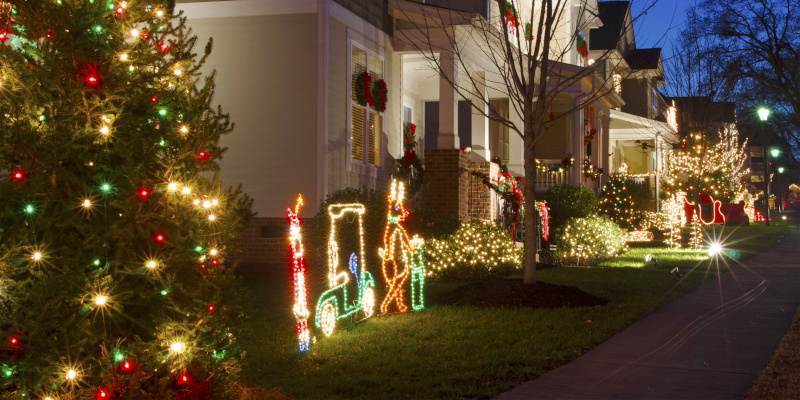 Custom Seasonal Lighting in Fayetteville, North Carolina