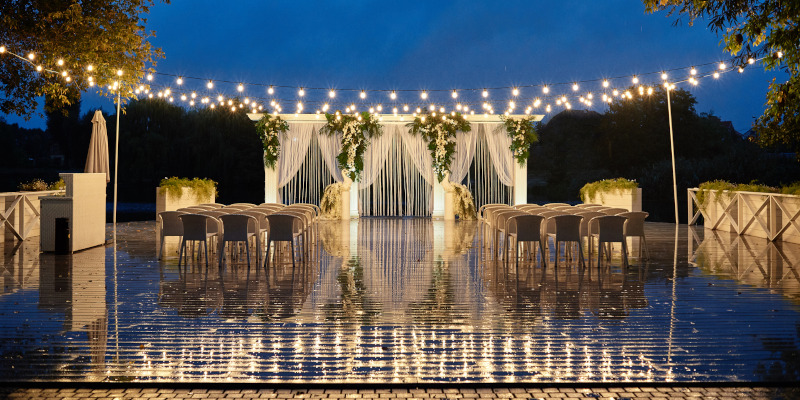 Why Wedding Lighting Matters