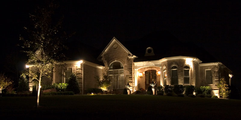 4 Non-Holiday Outdoor Lighting Services We Offer